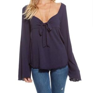 NWT Chaser Womens, Supersoft Gauzy Front Tie Sweetheart Bell Sleeve Top